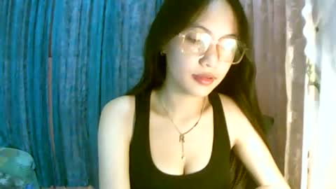 Freya online show from 10.03.25