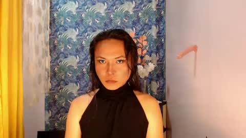 callme meya in asia online show from 12.11.24