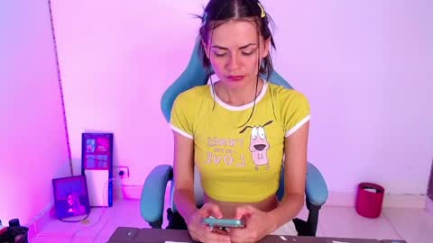 callmebluee online show from 06.06.26