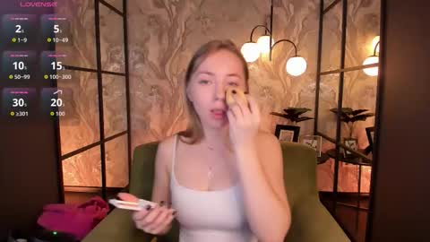 Snapshot of callmenora chatting on 11.07.25 Nora online show from 11.07.25