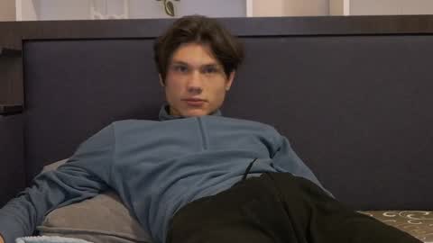 Snapshot of calvin_cay chatting on 01.16.25 Calvin online show from 01.16.25