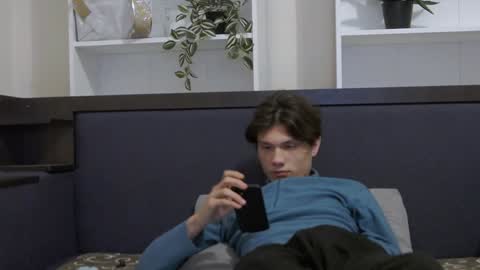 Snapshot of calvin_cay chatting on 01.18.25 Calvin online show from 01.18.25