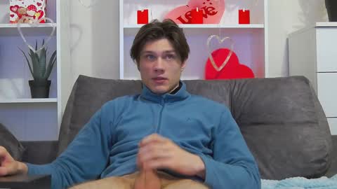 Snapshot of calvin_cay chatting on 02.07.25 Calvin online show from 02.07.25