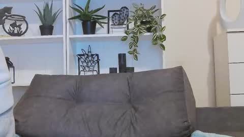 Snapshot of calvin_cay chatting on 02.26.25 Calvin online show from 02.26.25