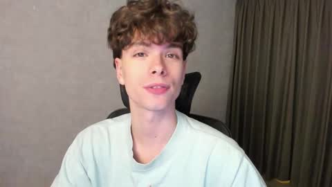 Snapshot of calvin_loves_you chatting on 02.10.26 Hey I am Calvin online show from 02.10.26