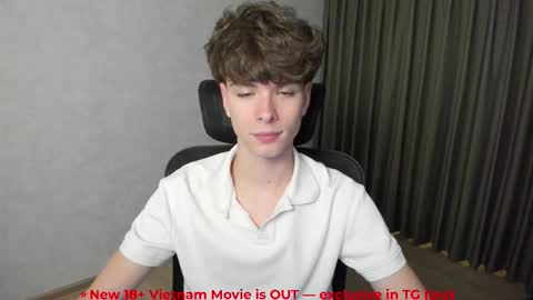 Snapshot of calvin_loves_you chatting on 02.17.26 Hey I am Calvin online show from 02.17.26