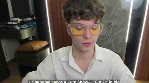 Snapshot of calvin_loves_you chatting on 07.03.26 Hey I am Calvin online show from 07.03.26