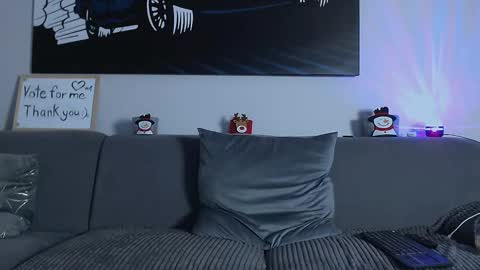 Calvin  online show from 12.31.24