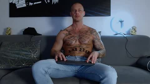 Calvin  online show from 01.19.25