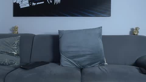 Calvin  online show from 02.10.25