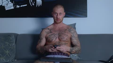 Calvin  online show from 02.18.25