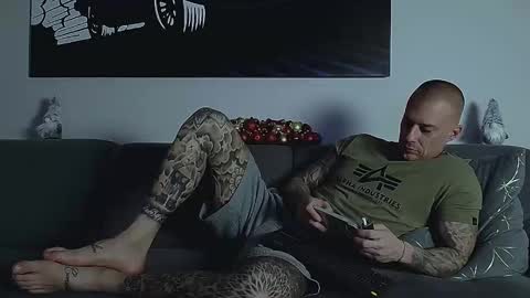 Calvin  online show from 12.04.25