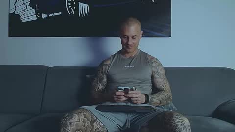 Calvin  online show from 01.14.26