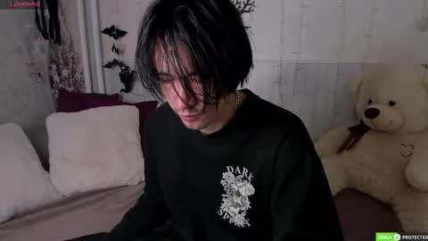 Snapshot of calvinowens chatting on 10.28.25 Calvin Owens online show from 10.28.25