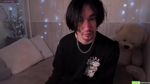 Snapshot of calvinowens chatting on 11.02.25 Calvin Owens online show from 11.02.25