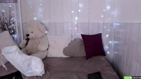 Snapshot of calvinowens chatting on 11.11.25 Calvin Owens online show from 11.11.25