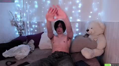 Snapshot of calvinowens chatting on 11.15.25 Calvin Owens online show from 11.15.25