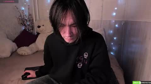 Snapshot of calvinowens chatting on 11.17.25 Calvin Owens online show from 11.17.25