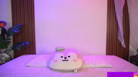 Calypso and Kayla online show from 10.23.25