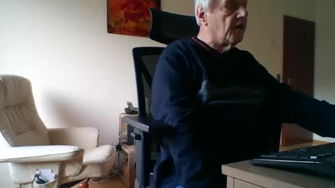 Snapshot of camcologne chatting on 01.08.25 camcologne online show from 01.08.25