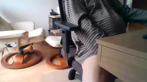 Snapshot of camcologne chatting on 09.30.25 camcologne online show from 09.30.25