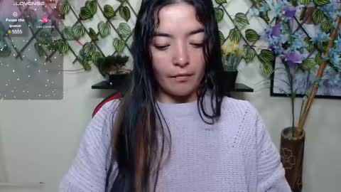 Snapshot of cameliasaenz chatting on 01.03.25 camelia online show from 01.03.25