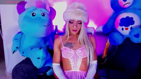 camelyharrper1 online show from 10.12.25