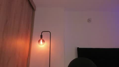 Cameron online show from 04.10.26