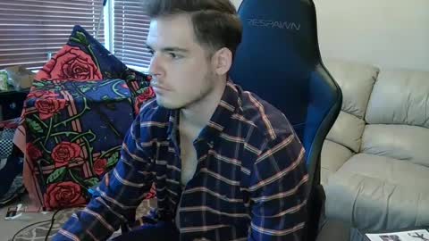 Snapshot of camerondt chatting on 01.16.25 camerondt online show from 01.16.25