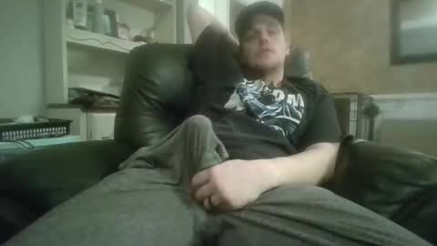 Snapshot of cameronrays chatting on 02.24.26 CameronRays online show from 02.24.26