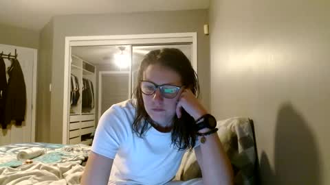 camforfunmoment online show from 11.04.25