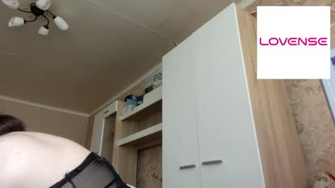Snapshot of camgirl_xx chatting on 05.24.26 Marta online show from 05.24.26