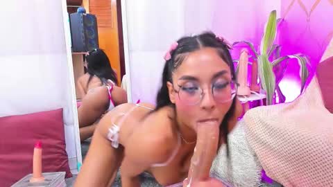 Snapshot of cami_evanns chatting on 02.28.26 Camila online show from 02.28.26