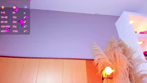 camiestrada online show from 03.08.25