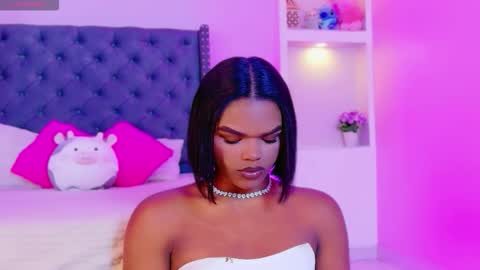 camiestrada online show from 11.07.25