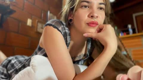 camii19y online show from 09.11.25