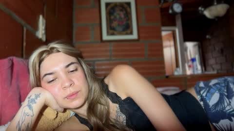 camii19y online show from 11.08.25