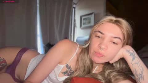 camii19y online show from 04.08.26