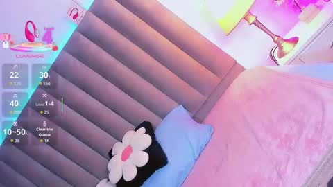 Snapshot of camiigarcia_ chatting on 10.24.25 CamiiGarcia  online show from 10.24.25