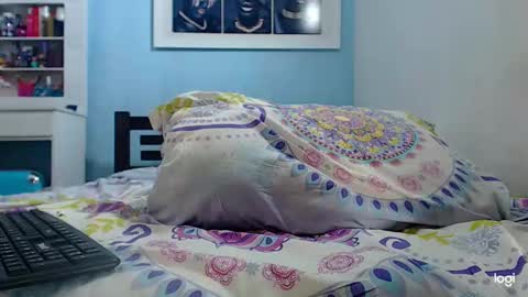 Instagram camila blande1 online show from 02.12.25