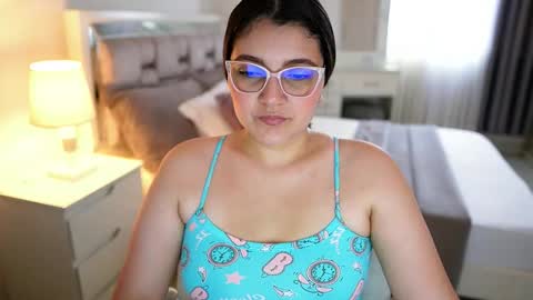 Camila buitrago online show from 12.14.25