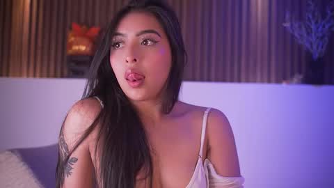 Camila online show from 02.12.26