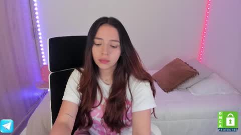 Snapshot of camila_ec2 chatting on 09.17.25 C A M I online show from 09.17.25