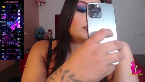 Snapshot of camila_fuenmayor chatting on 01.15.25 online show from 01.15.25