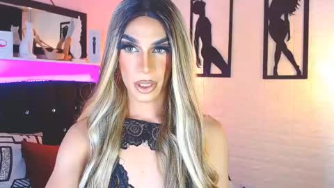 Camila online show from 02.05.25