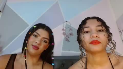 Snapshot of camila_meza chatting on 10.11.25 camila_meza online show from 10.11.25