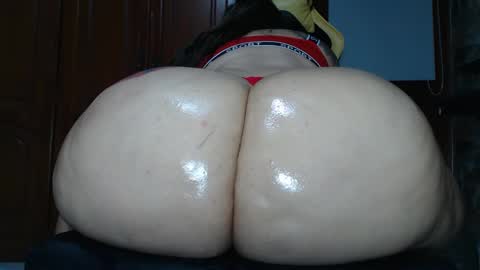 Snapshot of camila_rosess chatting on 01.16.25 valentinaEpic way Ive been fucked 1515 online show from 01.16.25