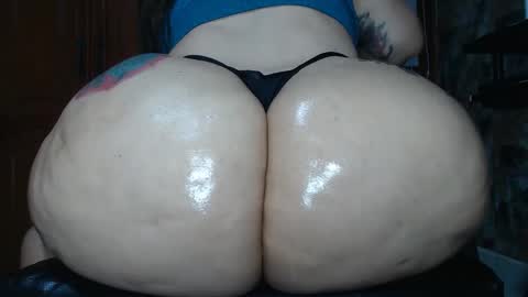 Snapshot of camila_rosess chatting on 02.06.25 valentinaEpic way Ive been fucked 1515 online show from 02.06.25