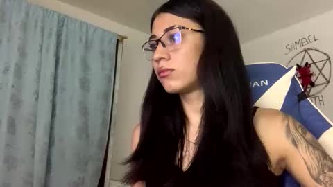 Camila online show from 11.12.25