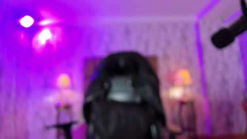 Snapshot of camilaachain chatting on 02.19.25 online show from 02.19.25